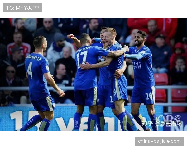 维拉中场蒂莱曼斯长传调度出色 成球队转换进攻发起点