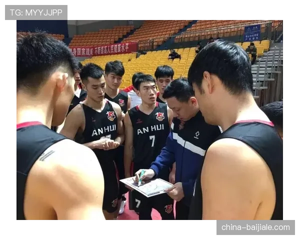 上海久事篮板球优势明显 46比38内线压制奠定胜局基础