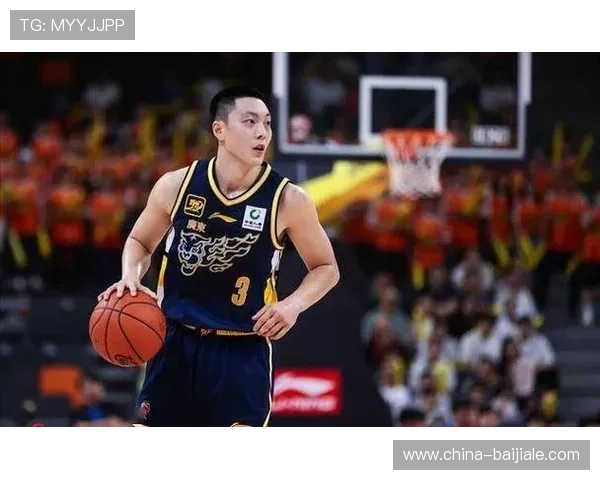 胡明轩15分3断难阻广东失利，后卫线防守积极但进攻乏力